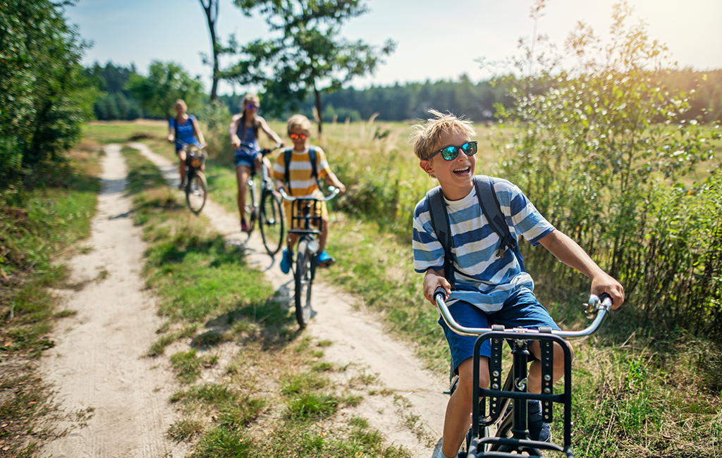 In bici con bambini al lago di Garda