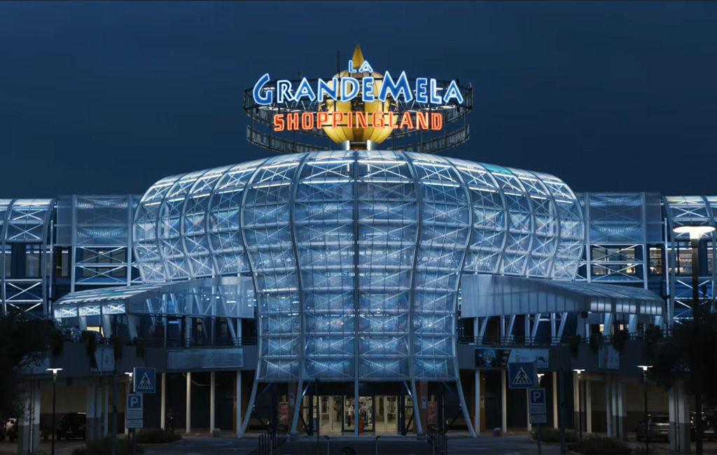 La Grande Mela Shoppingland