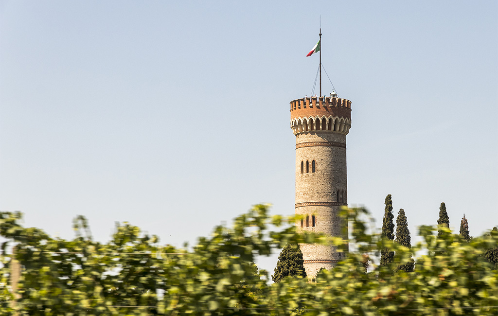Hidden Gems near Lake Garda: Off-the-Beaten-Track Spots for Families