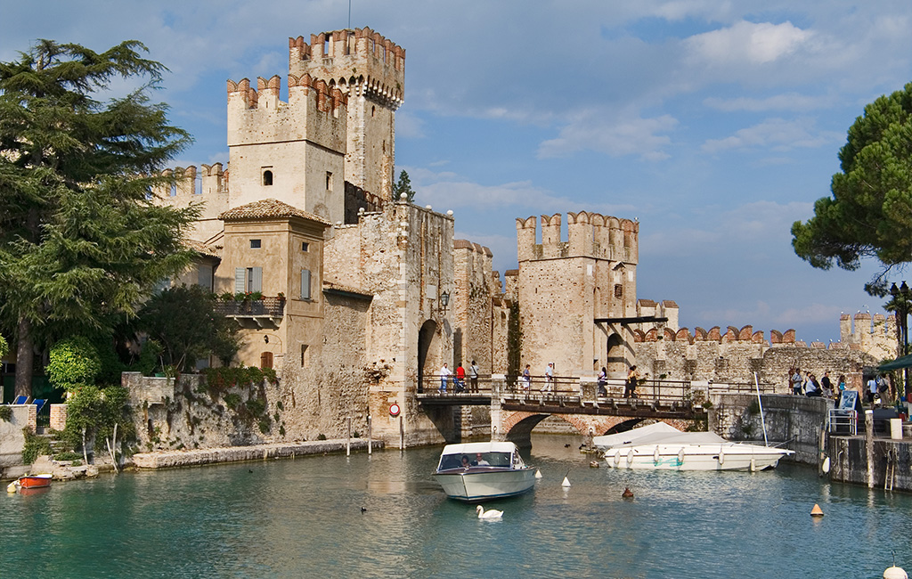 Sirmione con i bambini: mezza giornata perfetta da Peschiera del Garda